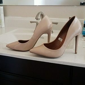 Beige pumps